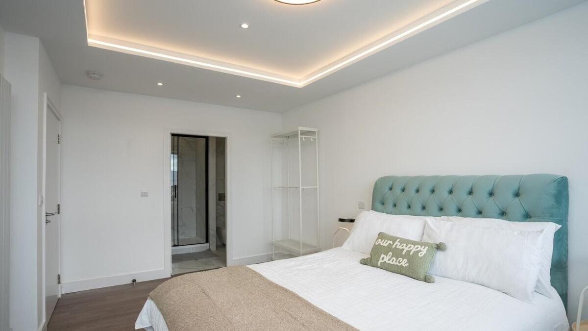 3 Bdr Centre Penthouse By Breaks * Belfast